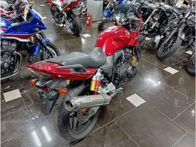 Honda CB400 Super Boldor 2016