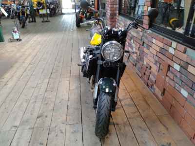 Kawasaki Z900RS 2022