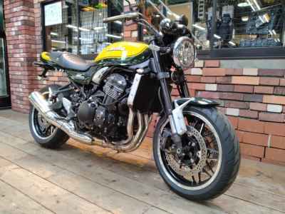 Kawasaki Z900RS 2022
