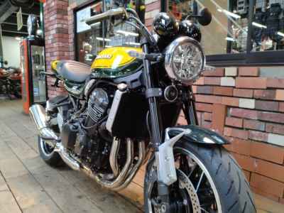 Kawasaki Z900RS 2022