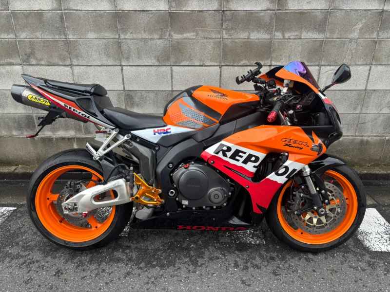 Honda CBR1000RR 2006