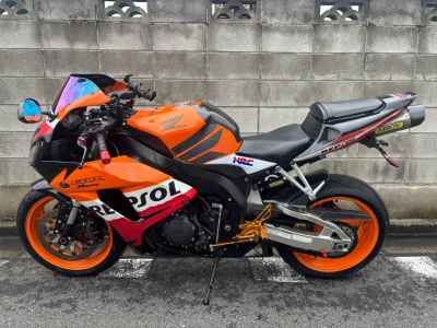 Honda CBR1000RR 2006