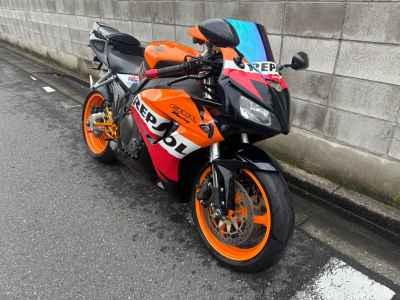 Honda CBR1000RR 2006