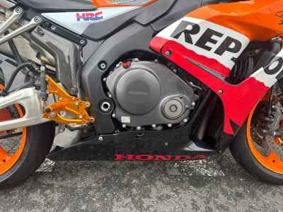 Honda CBR1000RR 2006