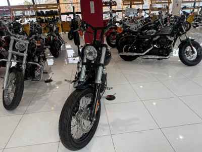 Harley-Davidson Street Bob FXDB1580 2013