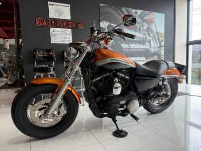 Harley-Davidson Sportster Custom XL1200C 2013