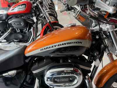 Harley-Davidson Sportster Custom XL1200C 2013
