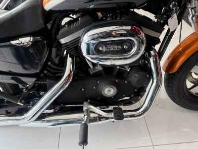 Harley-Davidson Sportster Custom XL1200C 2013