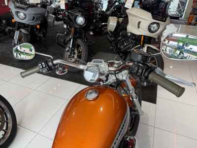 Harley-Davidson Sportster Custom XL1200C 2013