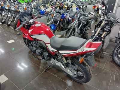 Honda CB400 Super Boldor 2010