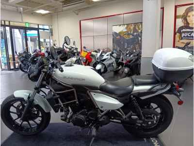 Kawasaki Eliminator 400 2023
