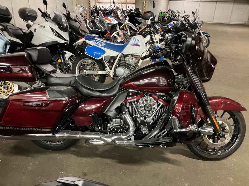 Harley-Davidson Street Glide FLHXSE1800 2019