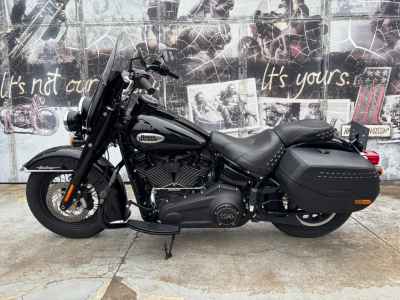 Harley-Davidson Heritage FLHCS1870 2023