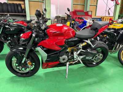 Ducati Streetfighter V2 2022
