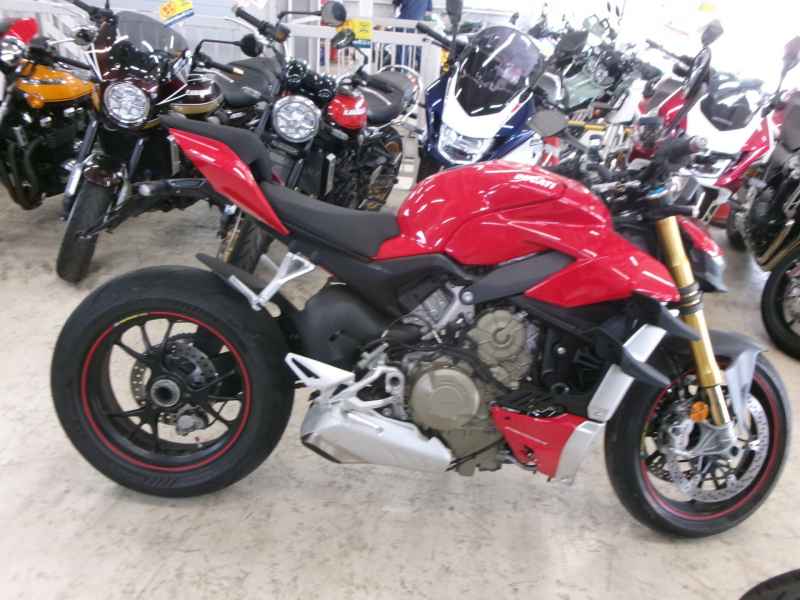 Ducati Streetfighter V4S 2022