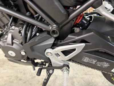 Honda CB250R