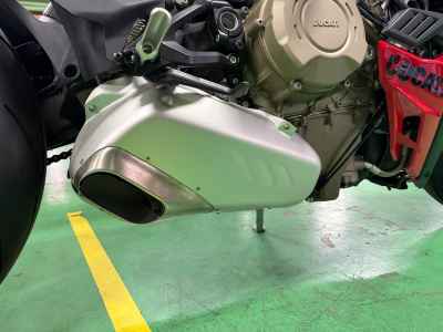 Ducati Streetfighter V4S 2023