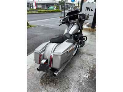 Harley-Davidson Street Glide FLHXSE1800 2024
