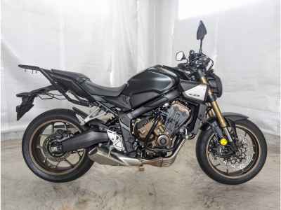 Honda CB650R E-Clutch 2025
