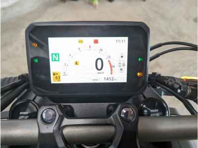 Honda CB650R E-Clutch 2025