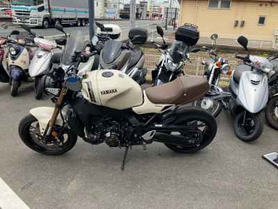 Yamaha XSR900 2025