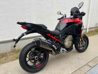 Ducati Multistrada V4 Pikes Peak 2026
