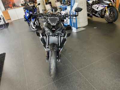 BMW M1000R 2026