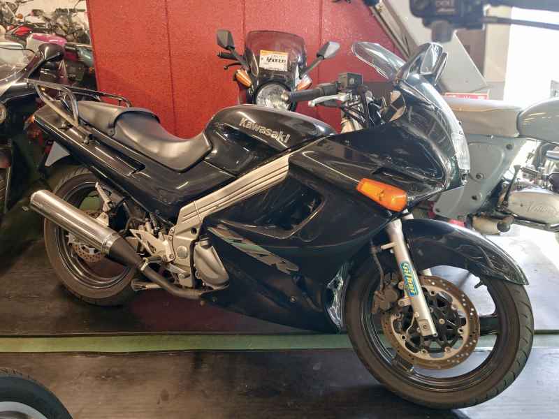 Kawasaki ZZR250 2007