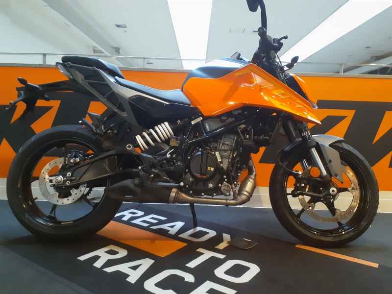 KTM 250 Duke 2024