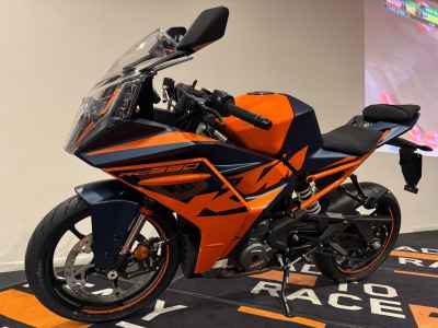 KTM RC 390 2022