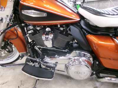 Harley-Davidson FLHFB Glide 2023
