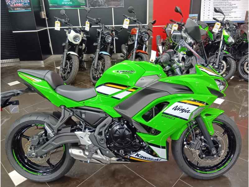 Kawasaki Ninja 650 2025