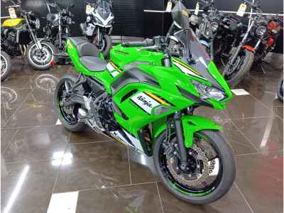 Kawasaki Ninja 650 2025