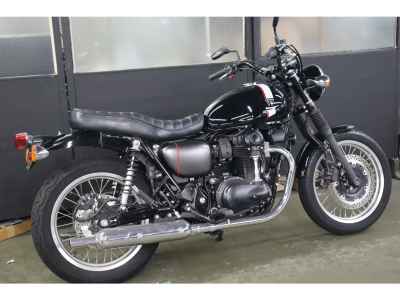 Kawasaki W800 2022