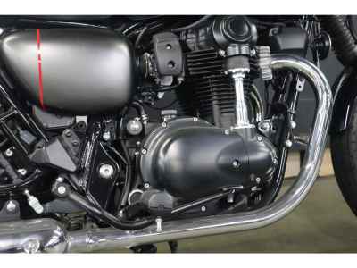 Kawasaki W800 2022