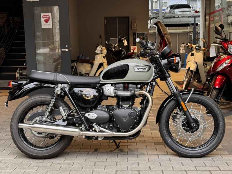 Triumph Bonneville T100 2026