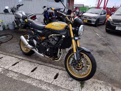 Kawasaki Z900RS SE 2023