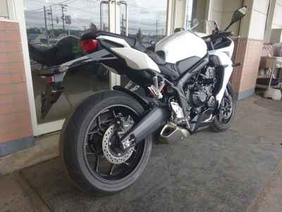 Honda CBR650R 2024