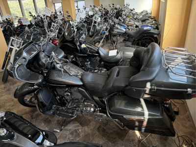 Harley-Davidson FLTRUSE CVO 2016