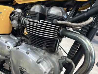 Triumph Thruxton 900 2006