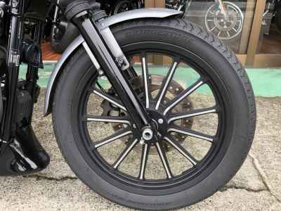 Harley-Davidson Sportster Iron XL883N 2014