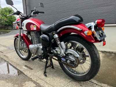 Kawasaki Estrella