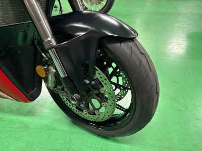 Ducati Streetfighter V2 2022