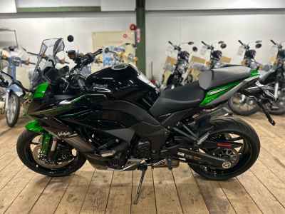 Kawasaki Ninja 1000SX 2023