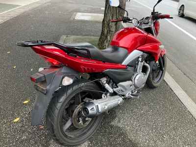 Suzuki GSR250