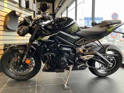 Triumph Street Triple RS 2025