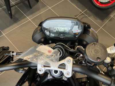 Triumph Street Triple RS 2025