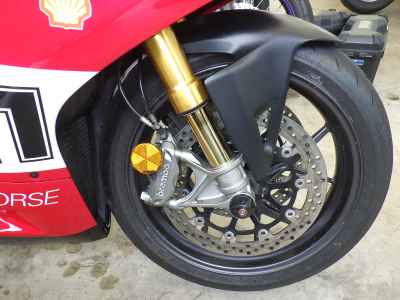 Ducati Panigale V2 2023