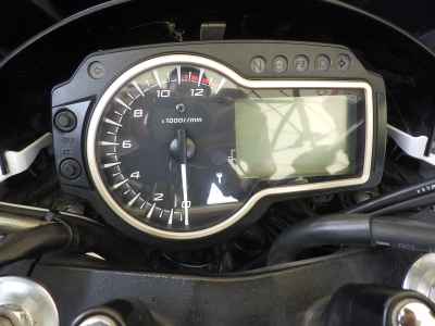 Suzuki GSR750 2015