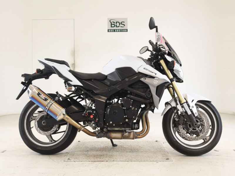 Suzuki GSR750 2015